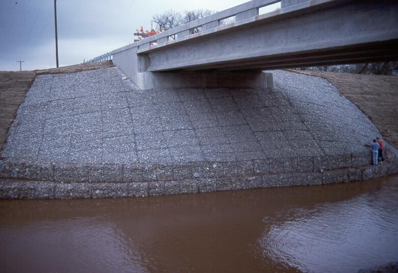 石籠網箱擋土墻15531868633 石籠網箱擋土墻15531868633