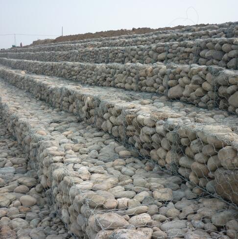 鉛絲籠護堤15531868633 鉛絲籠護堤15531868633